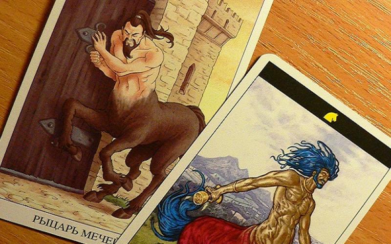 What do knights mean in tarot?