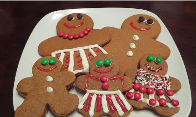 Making gingerbread decoration for the new year