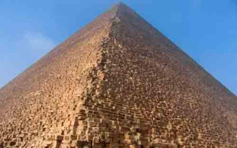 エジプトのピラミッドの秘密